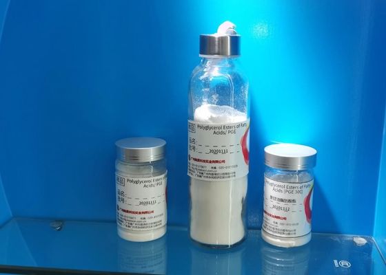 Agent moussant blanc cassé d'émulsifiant composé de perles cireuses pour fouetter W5
